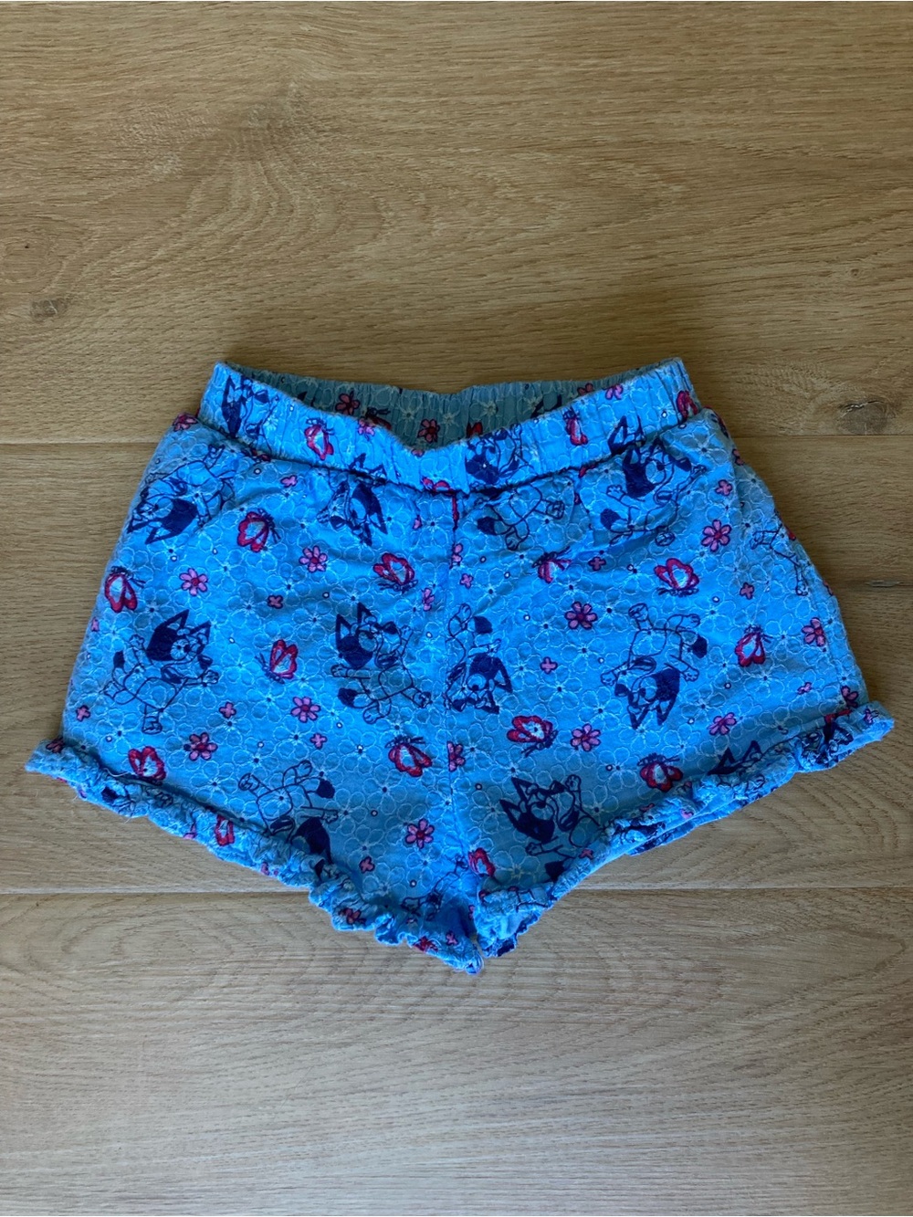 Bluey Character Print Eyelet Ruffle-Hem Kids Shorts